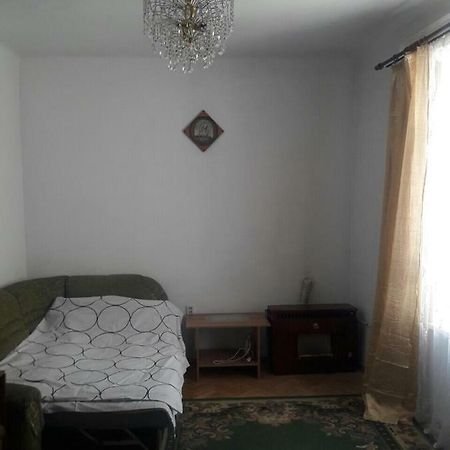 Квартира Між Вокзалом І Центром Lviv Extérieur photo