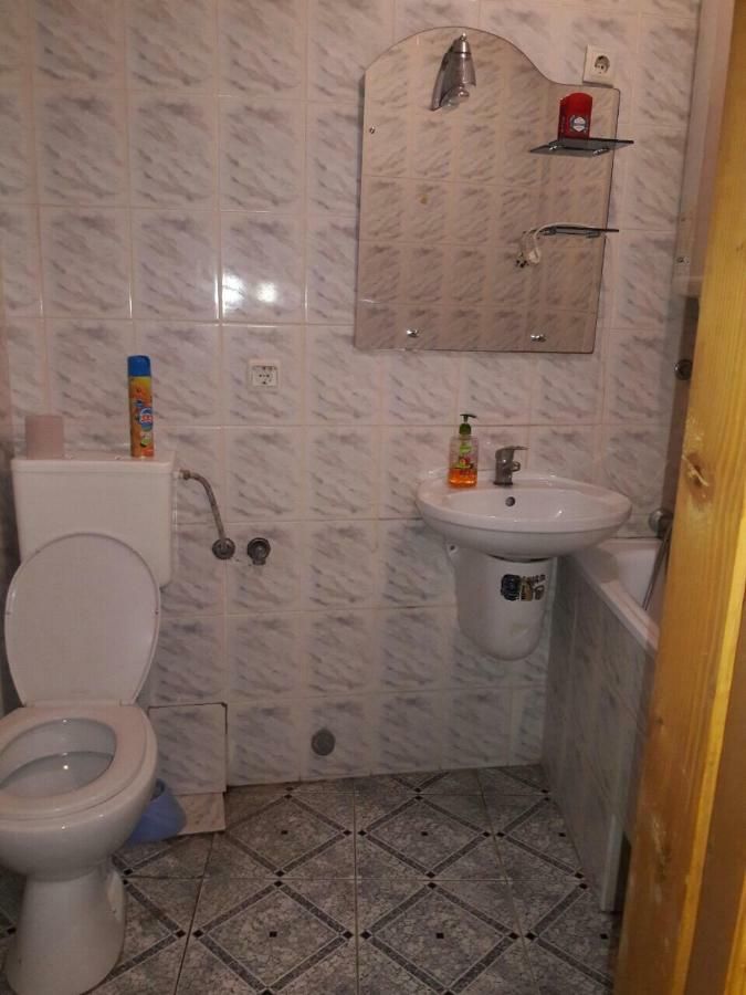 Квартира Між Вокзалом І Центром Lviv Extérieur photo