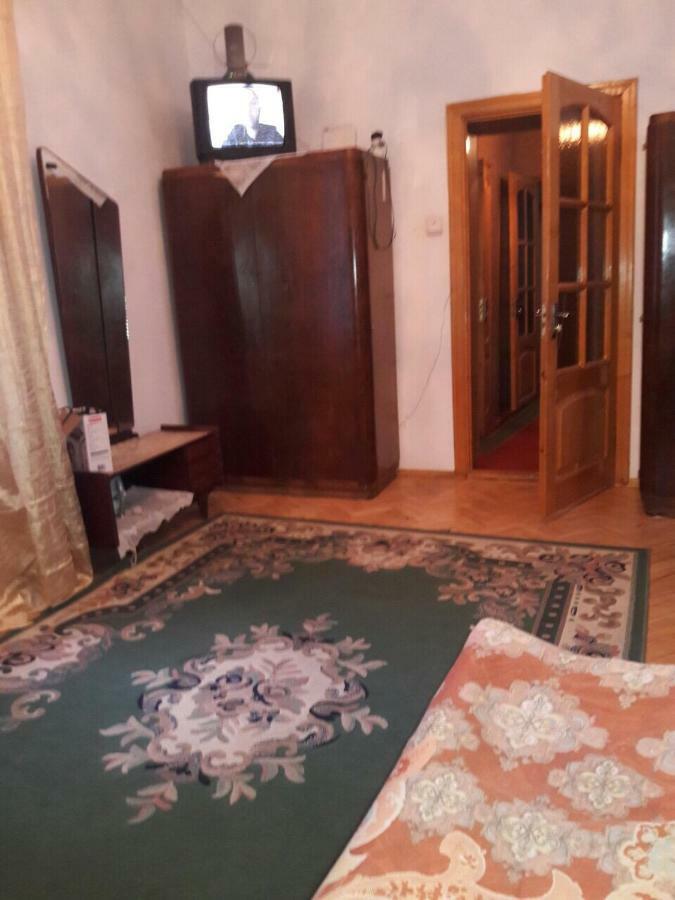 Квартира Між Вокзалом І Центром Lviv Extérieur photo